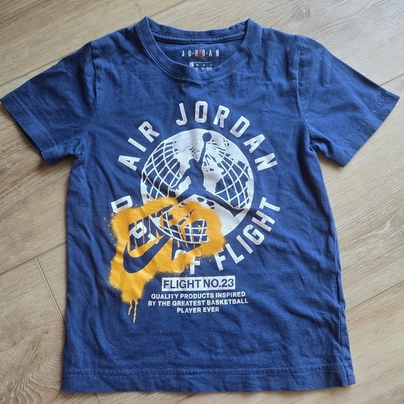 Air Jordan & Tommy Bahama Set of 2 short sleeve tees size 6 VGUC - Picture 3 of 12